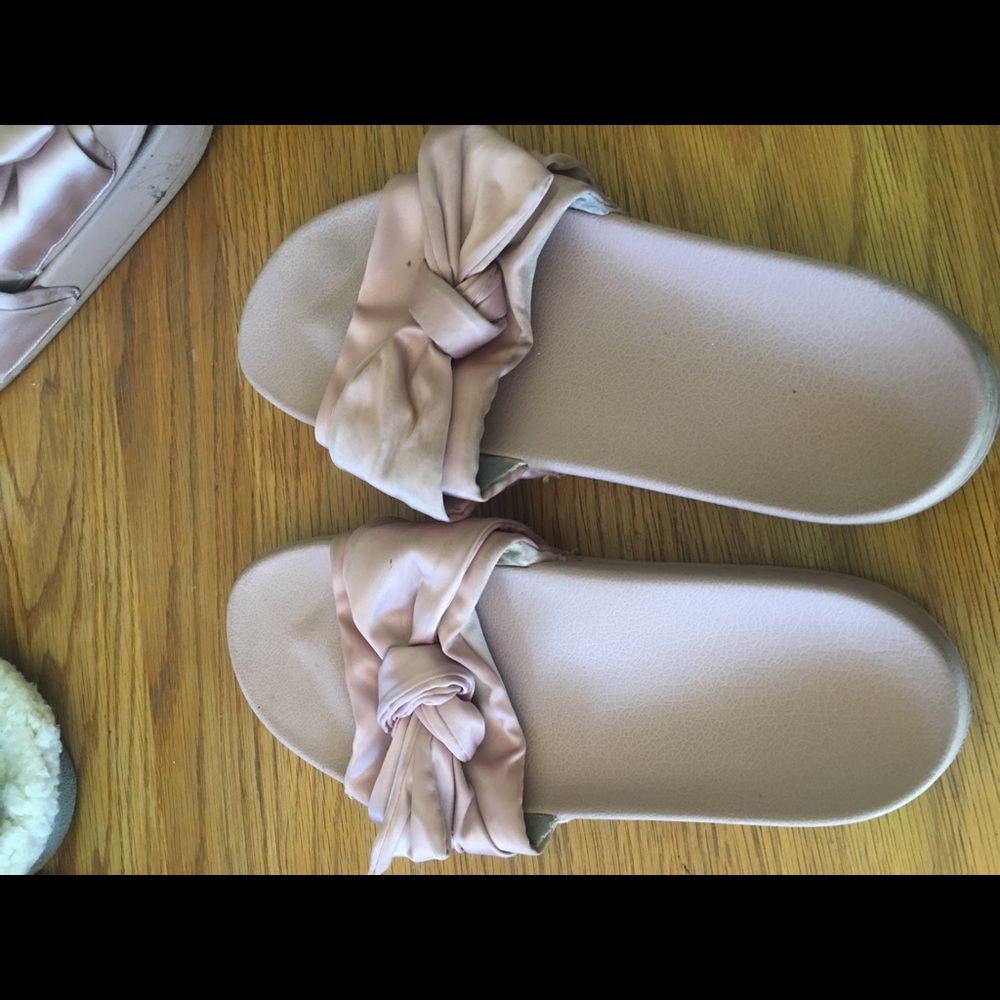 Ladies sandals